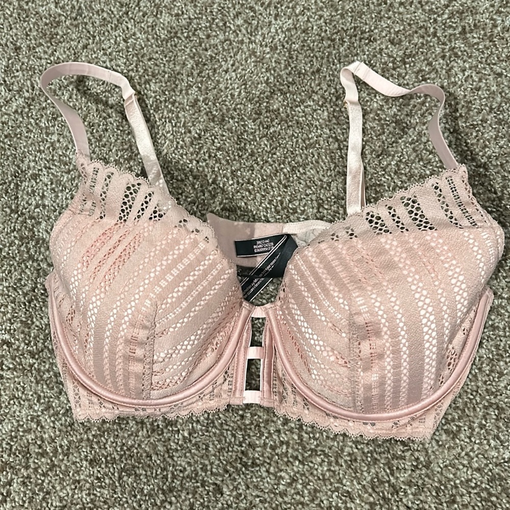 Light pink Victoria’s Secret bra